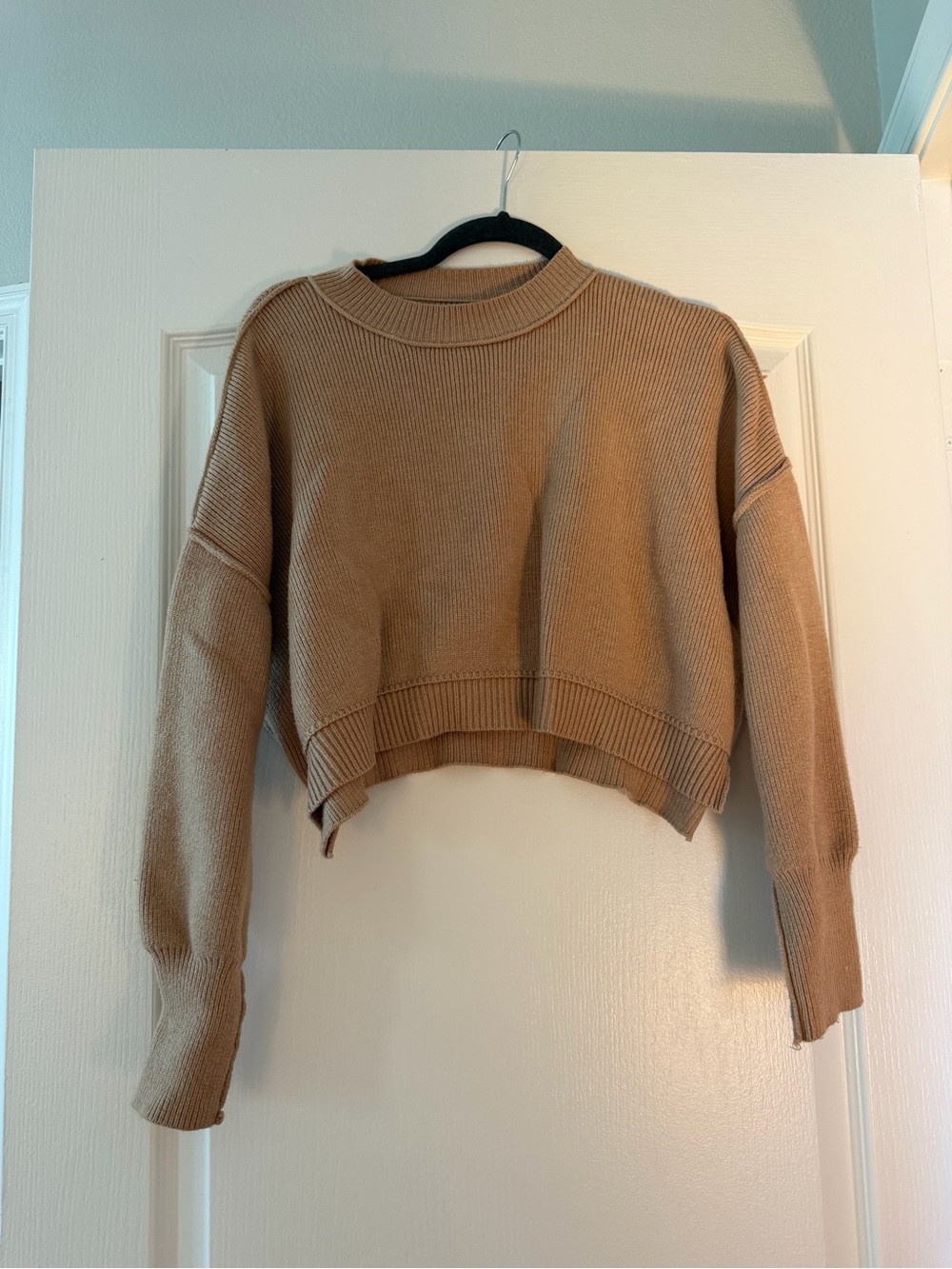 Cropped Knit Sweater - Camel